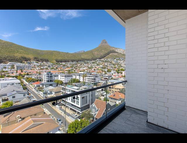 1 BEDROOM APARTMENT TO LET IN SEA POINT